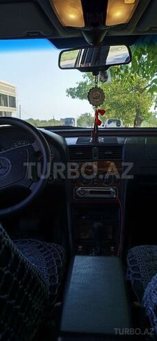 Mercedes C 200 1995, 450,000 km - 2.0 l - Quba