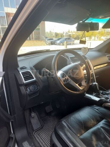 Ford Explorer 2014, 173,000 km - 3.5 л - Sumqayıt