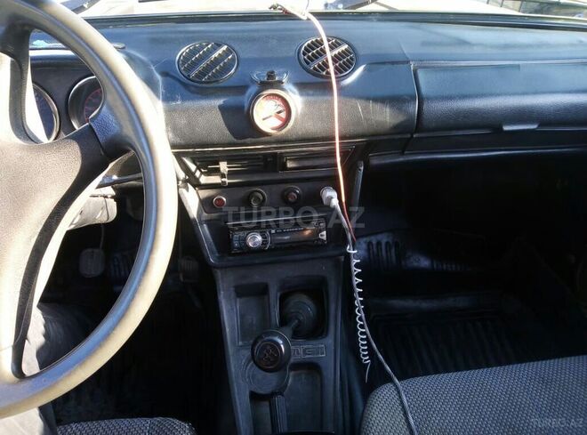 LADA (VAZ) 21011 1983, 100,000 km - 1.6 l - Beyləqan