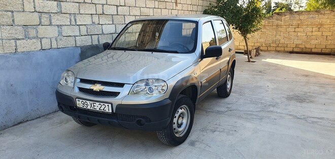 Chevrolet Niva 2015, 140,000 km - 1.7 l - Bakı
