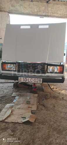 LADA (VAZ) 2107 2002, 317,548 km - 1.6 l - Salyan