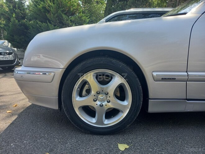 Mercedes E 270 1999, 450,000 km - 2.7 l - Bakı