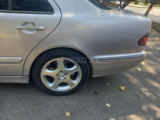 Mercedes E 270 1999, 450,000 km - 2.7 l - Bakı