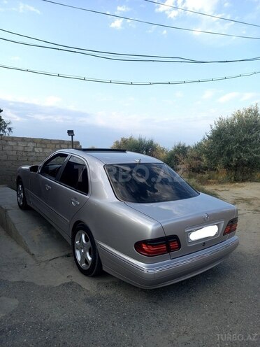 Mercedes E 270 1999, 450,000 km - 2.7 l - Bakı