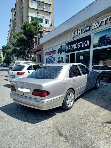 Mercedes E 270 1999, 450,000 km - 2.7 l - Bakı