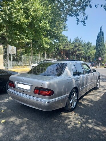 Mercedes E 270 1999, 450,000 km - 2.7 l - Bakı
