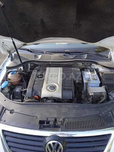 Volkswagen Passat 2005, 252,800 km - 2.0 л - Lənkəran