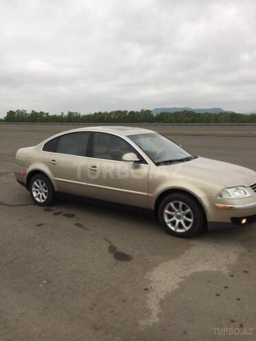 Volkswagen Passat 2004, 193,000 km - 1.8 л - Astara