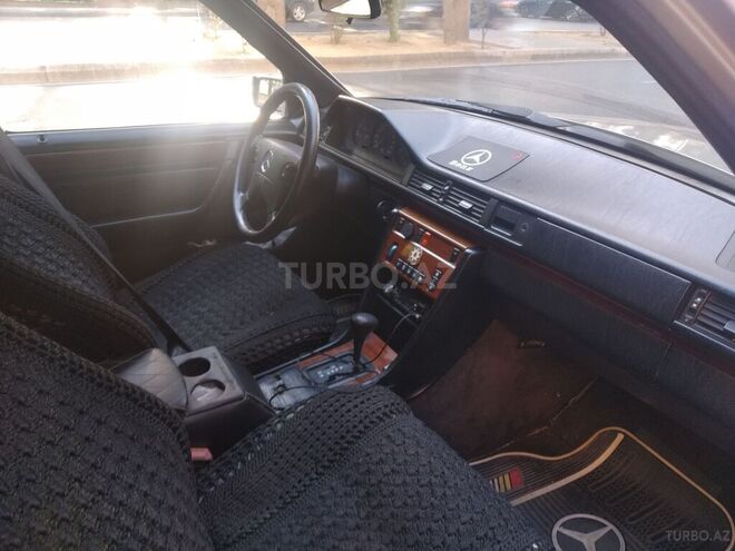 Mercedes E 280 1994, 387,000 km - 2.8 l - Bakı