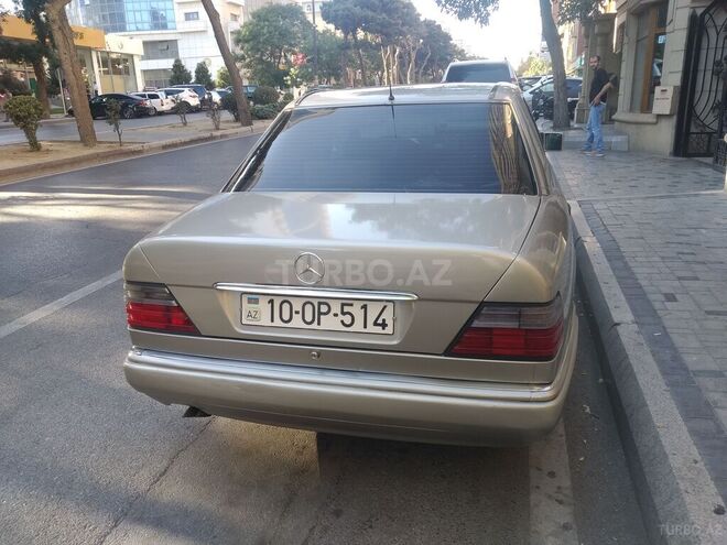 Mercedes E 280 1994, 387,000 km - 2.8 l - Bakı