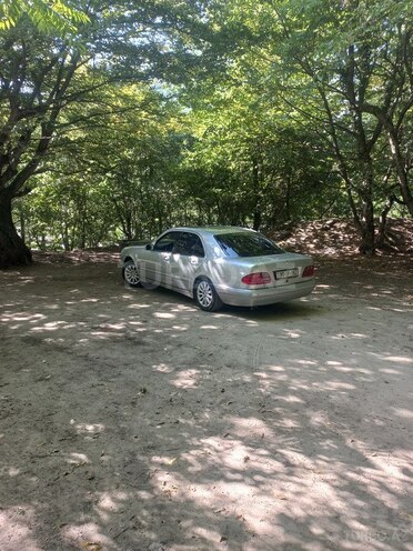 Mercedes E 290 1997, 350,000 km - 2.9 l - Bakı