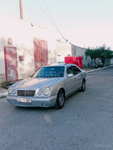 Mercedes E 230 1997, 598,578 km - 2.3 l - Bakı