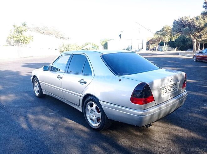 Mercedes C 220 1995, 452,500 km - 2.2 l - Bakı