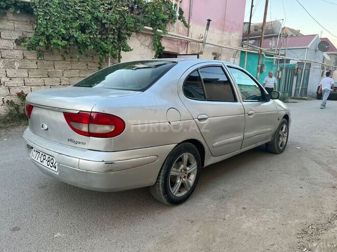 Renault Megane 2002, 340,000 km - 1.6 l - Bakı