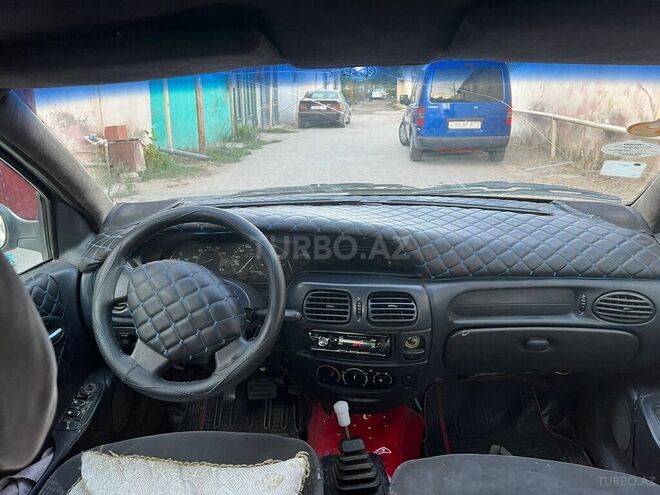 Renault Megane 2002, 340,000 km - 1.6 l - Bakı