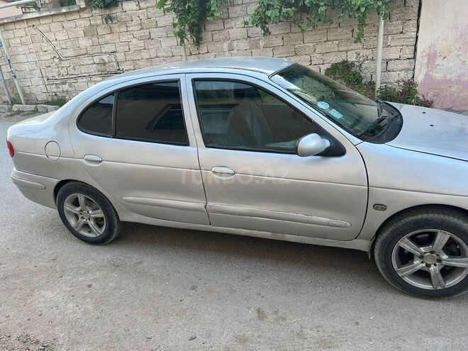 Renault Megane 2002, 340,000 km - 1.6 l - Bakı