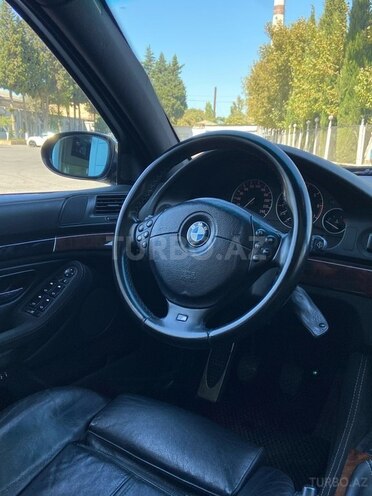 BMW 535 2001, 320,000 km - 3.5 л - Bakı