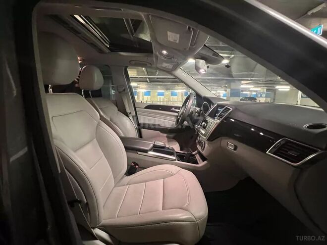 Mercedes  2015, 96,000 km - 2.1 л - Bakı