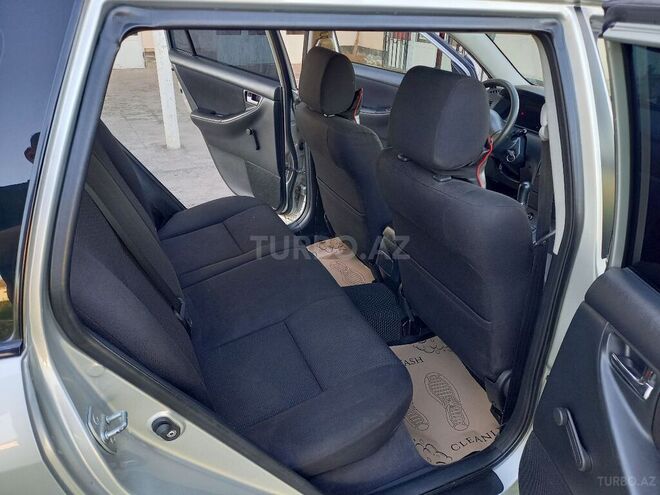 Toyota Corolla 2006, 230,000 km - 1.4 l - Ucar