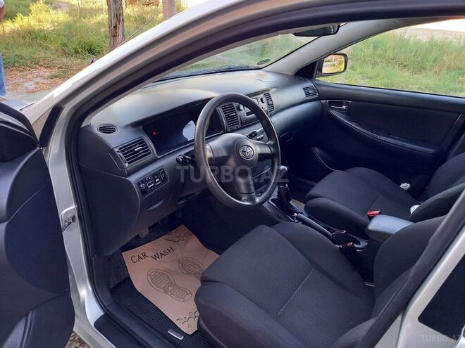Toyota Corolla 2006, 230,000 km - 1.4 l - Ucar