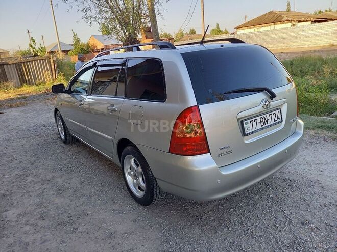 Toyota Corolla 2006, 230,000 km - 1.4 l - Ucar