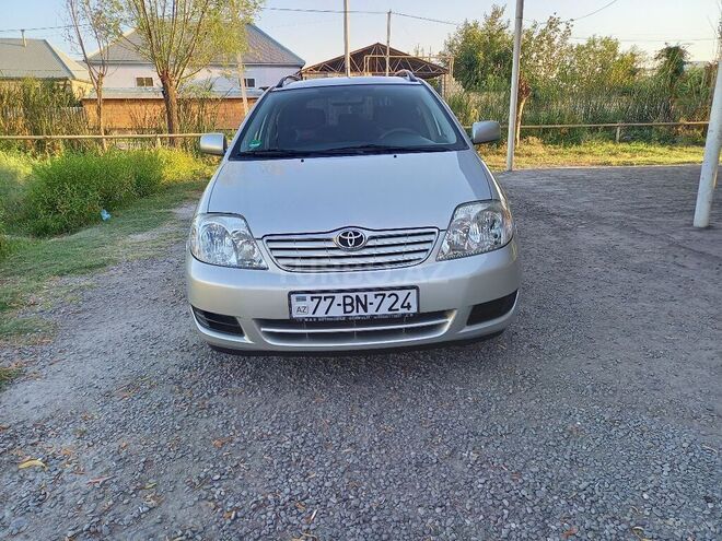 Toyota Corolla 2006, 230,000 km - 1.4 l - Ucar
