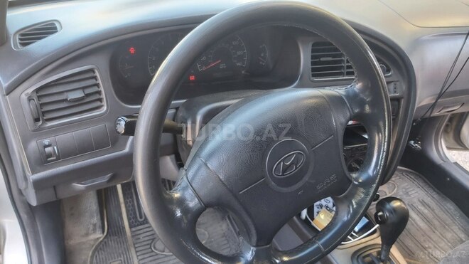 Hyundai Elantra 2001, 315,431 km - 2.0 l - Bakı