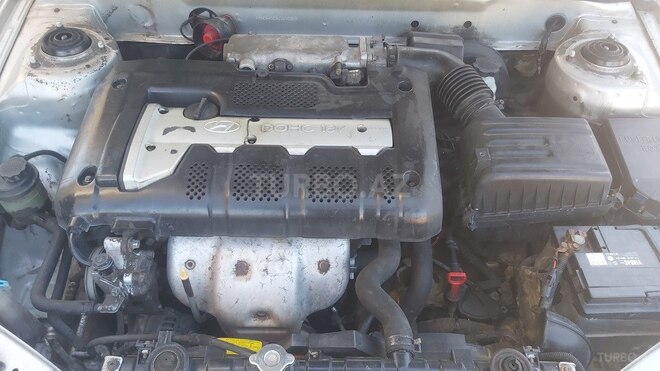 Hyundai Elantra 2001, 315,431 km - 2.0 l - Bakı