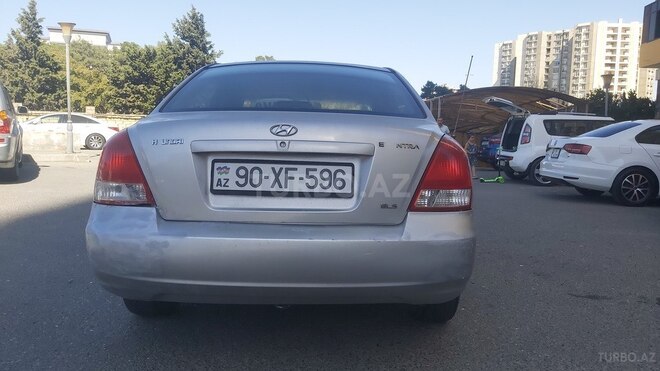 Hyundai Elantra 2001, 315,431 km - 2.0 l - Bakı