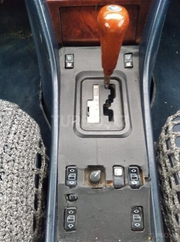 Mercedes E 250 1994, 258,963 km - 2.5 l - Bakı