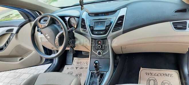 Hyundai Elantra 2015, 118,000 km - 1.8 l - Bakı