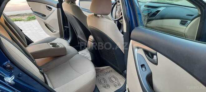 Hyundai Elantra 2015, 118,000 km - 1.8 l - Bakı