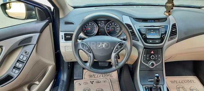 Hyundai Elantra 2015, 118,000 km - 1.8 l - Bakı