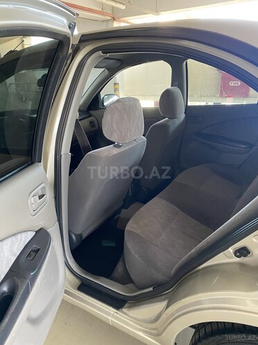 Nissan Sunny 2003, 285,000 km - 1.6 l - Bakı