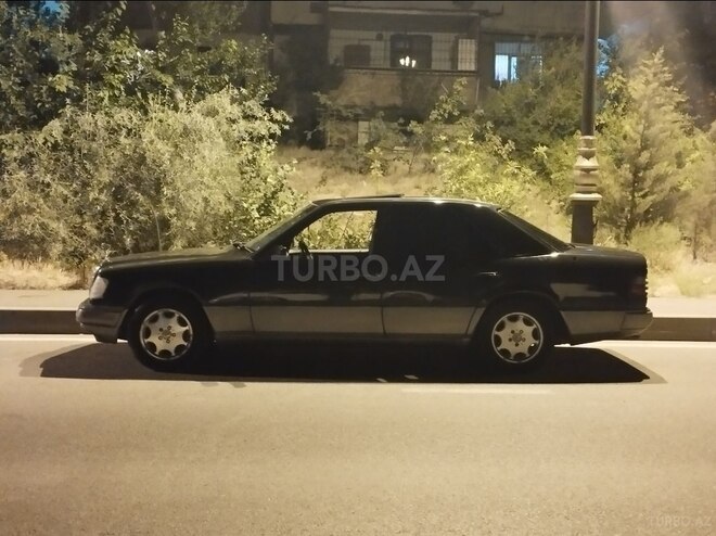 Mercedes E 220 1992, 254,875 km - 2.2 l - Bakı