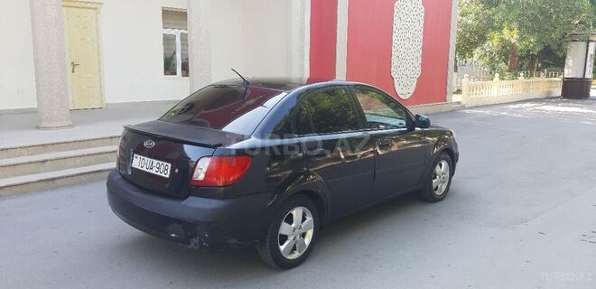 Kia Rio 2006, 311,450 km - 1.6 l - Salyan