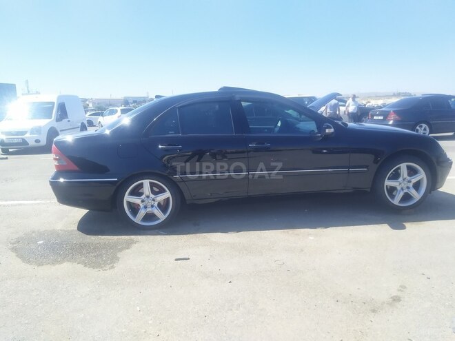 Mercedes C 240 2004, 319,000 km - 2.6 l - Bakı