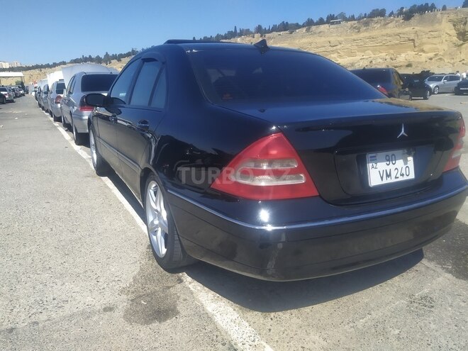 Mercedes C 240 2004, 319,000 km - 2.6 l - Bakı