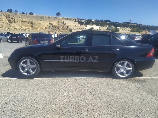 Mercedes C 240 2004, 319,000 km - 2.6 l - Bakı