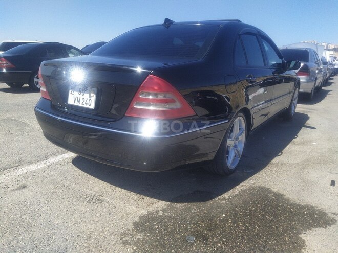 Mercedes C 240 2004, 319,000 km - 2.6 l - Bakı