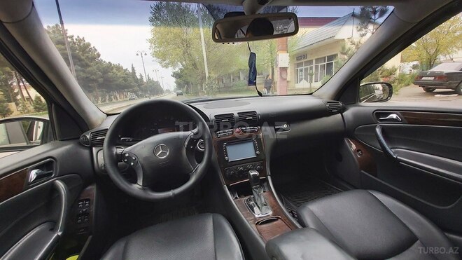 Mercedes C 240 2004, 319,000 km - 2.6 l - Bakı
