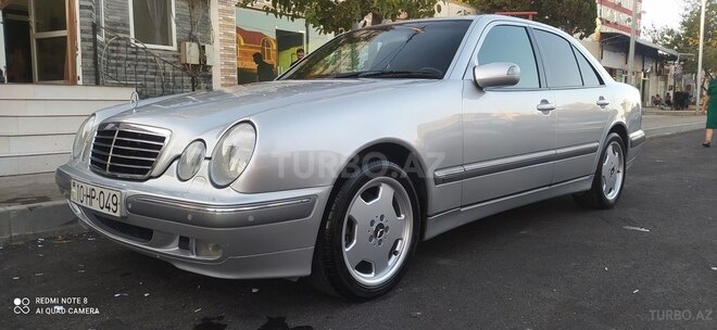 Mercedes E 320 2001, 280,000 km - 3.2 l - Bakı