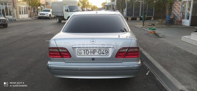 Mercedes E 320 2001, 280,000 km - 3.2 l - Bakı