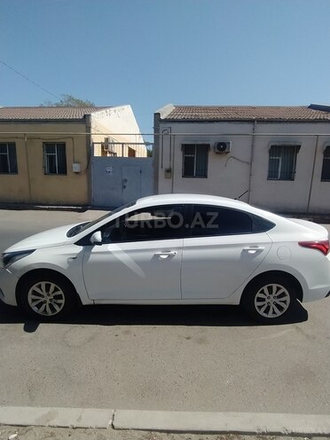 Hyundai Accent 2019, 300 km - 1.6 l - Bakı