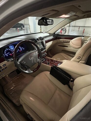 Lexus LS 460 2012, 180,000 km - 4.6 л - Bakı