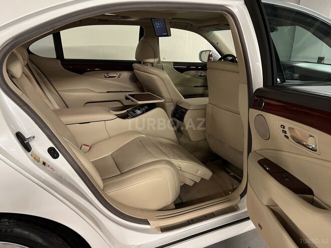 Lexus LS 460 2012, 180,000 km - 4.6 л - Bakı