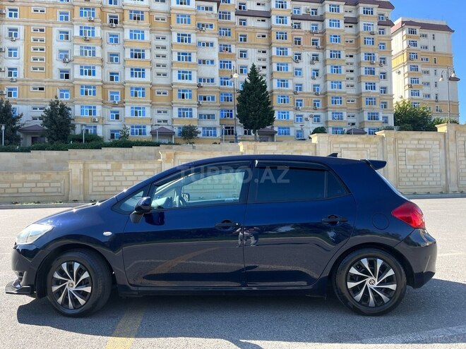 Toyota Auris 2008, 260,000 km - 1.4 l - Bakı