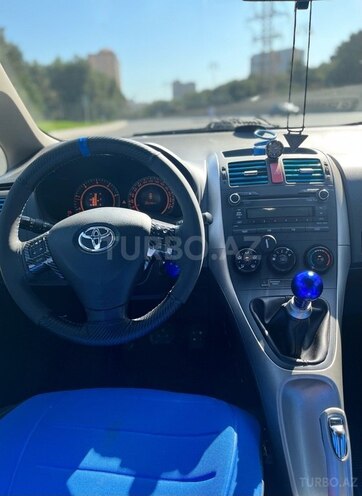 Toyota Auris 2008, 260,000 km - 1.4 l - Bakı