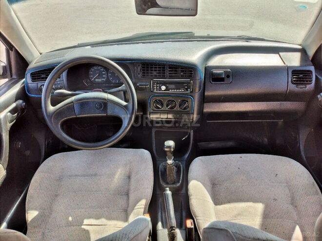 Volkswagen Golf 1995, 325,800 km - 1.4 l - Bakı
