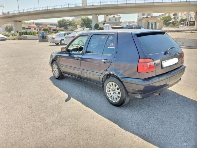 Volkswagen Golf 1995, 325,800 km - 1.4 l - Bakı